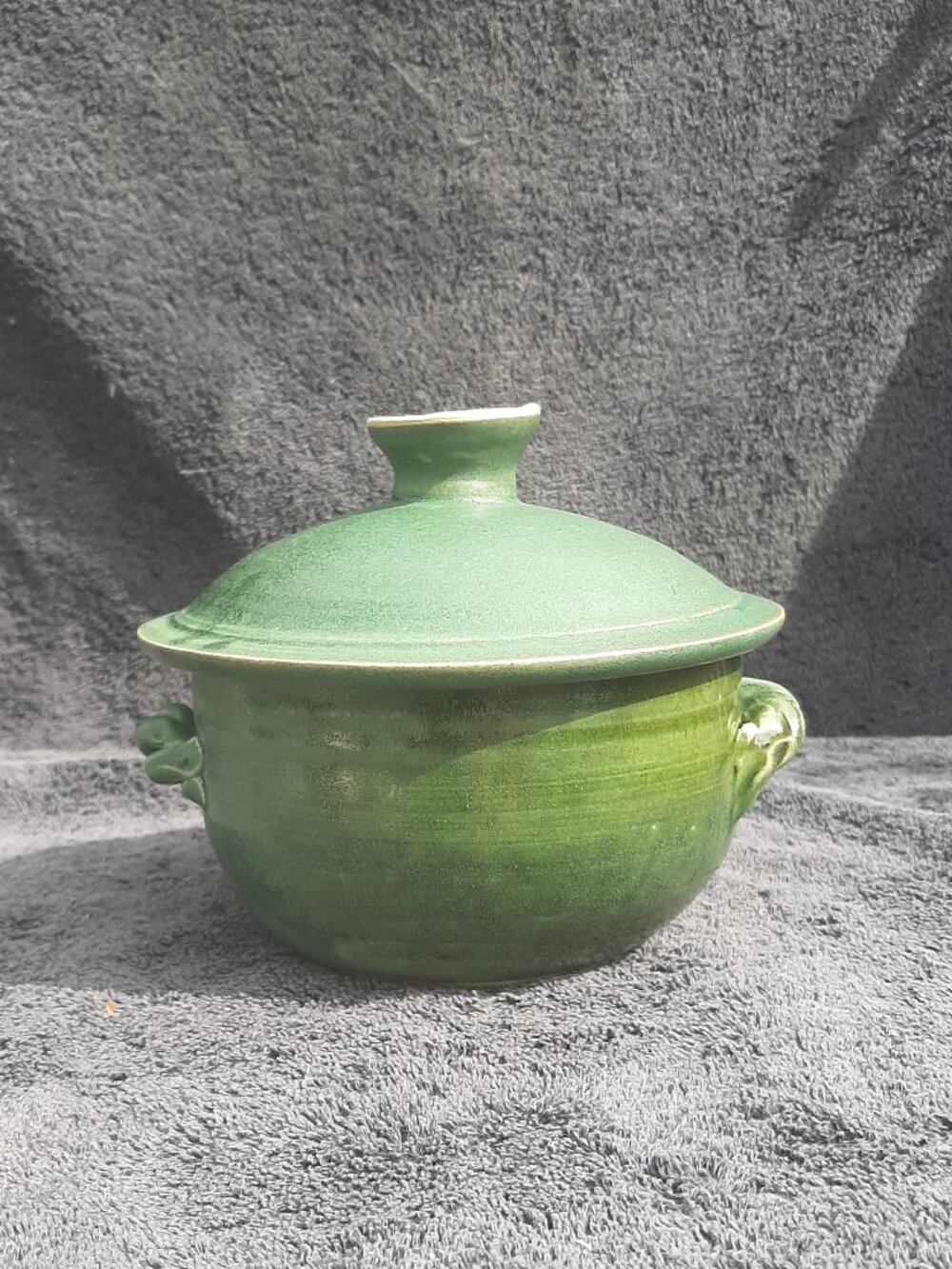 Hand Thrown Pottery Lidded Dish Made by Mark Meredith Salt Spring Island 6"Hx5"D